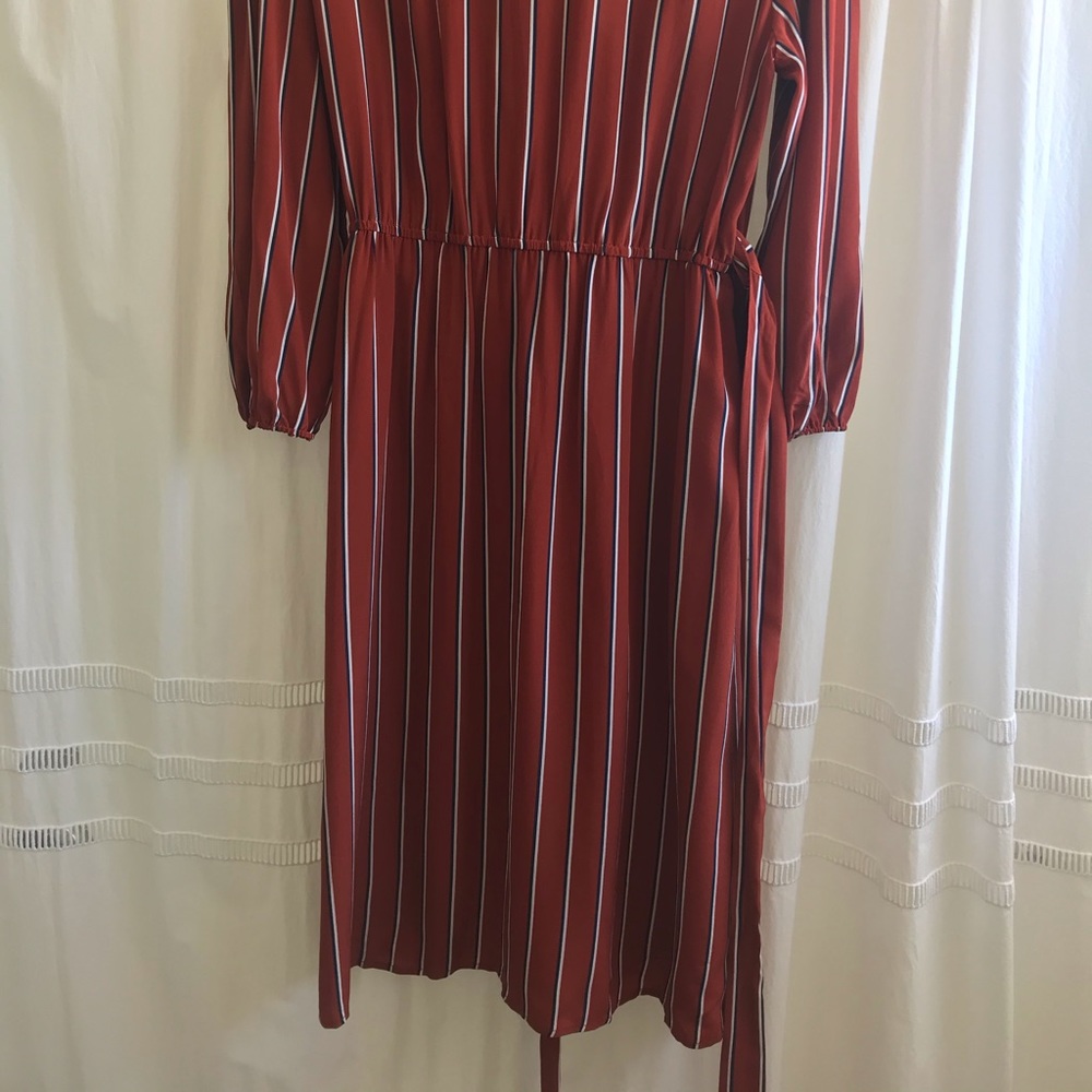 NWT Amour Vert Silk Wrap Dress - Picture 10 of 11